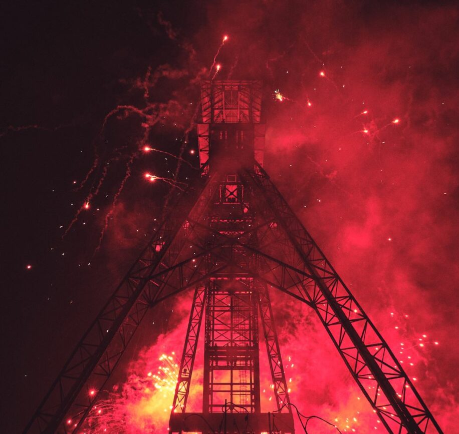 Spectacle pyrotechnique par Lux Factory à Liévin ©F Burton